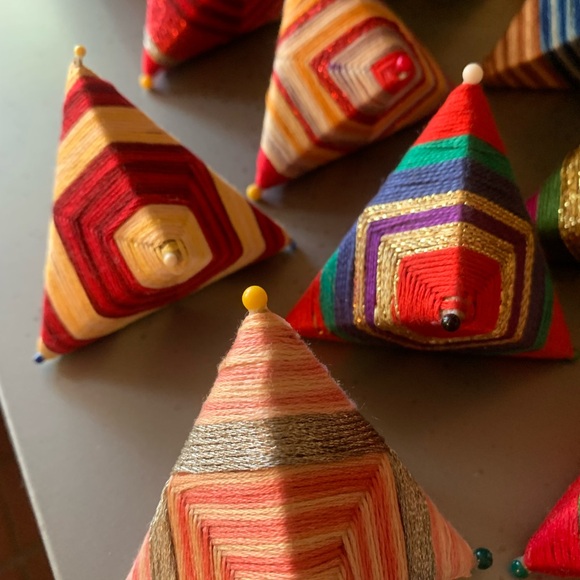 18 Ornament ideas, hang your own, use as decoration or vase filler. GEOMETRIC. - Picture 2 of 10